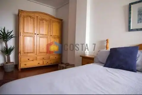 Dormitori de Pis en venda en Arnuero amb Terrassa i Moblat