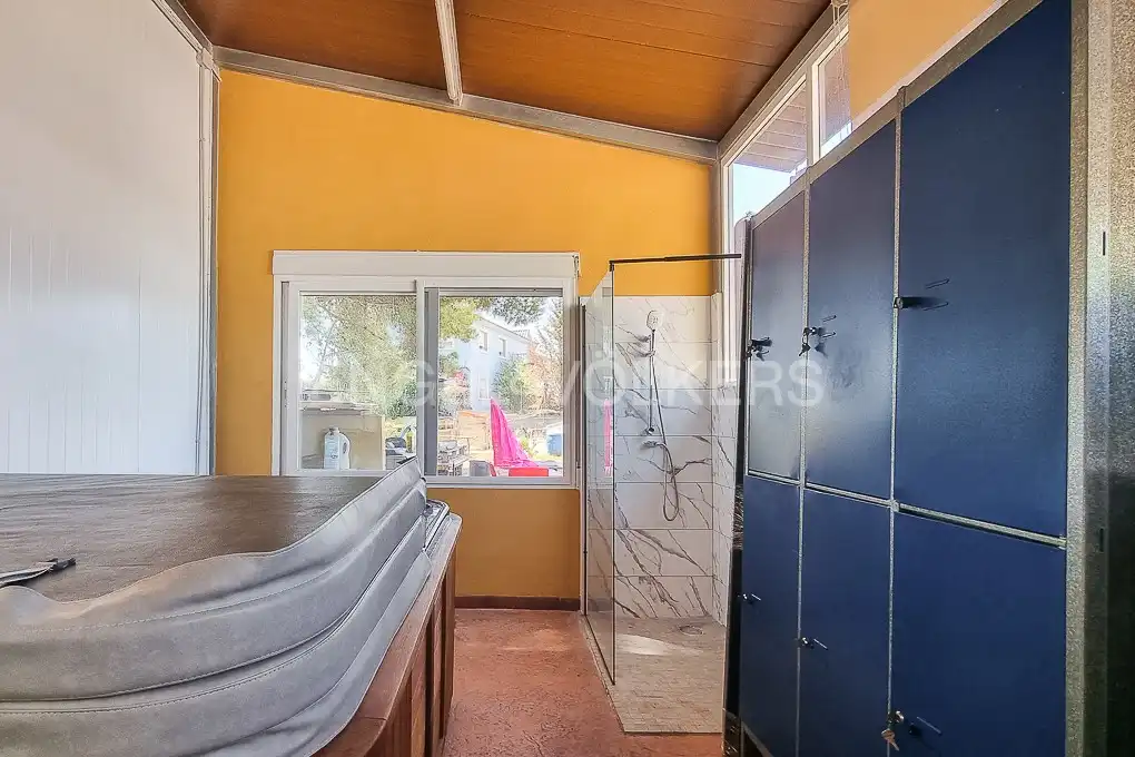 Terraza de Casa o chalet de alquiler en Montserrat con Calefacción, Jacuzzi y Se aceptan mascotas
