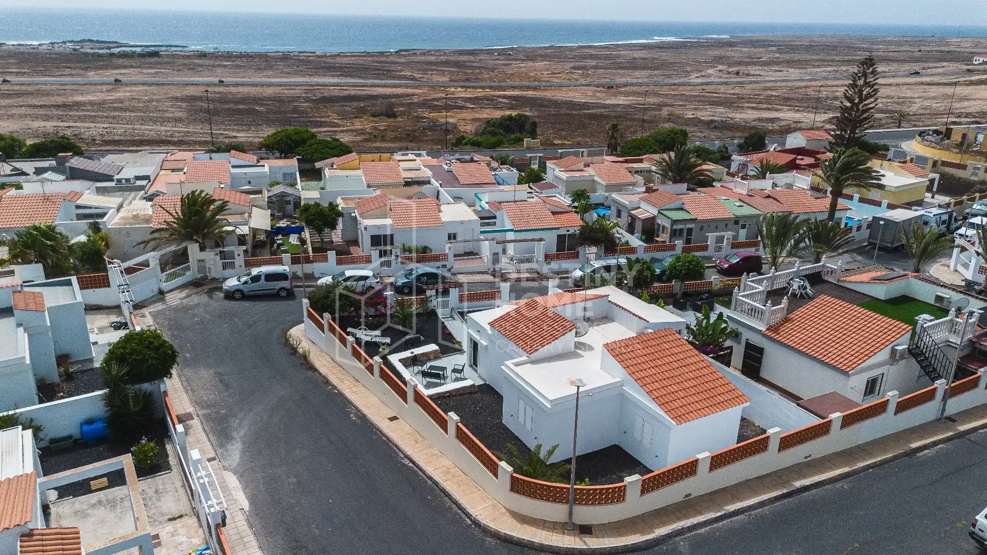Vista exterior de Casa o xalet en venda en La Oliva amb Jardí privat, Terrassa i Traster