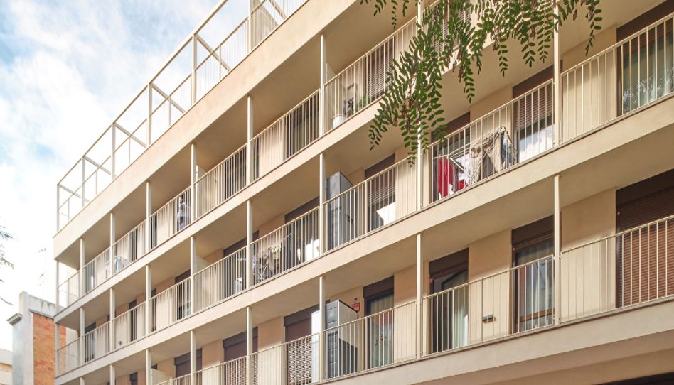 Foto 1 von Wohnung zum Verkauf in Carrer del President Companys, 22, Riu Nord, Barcelona