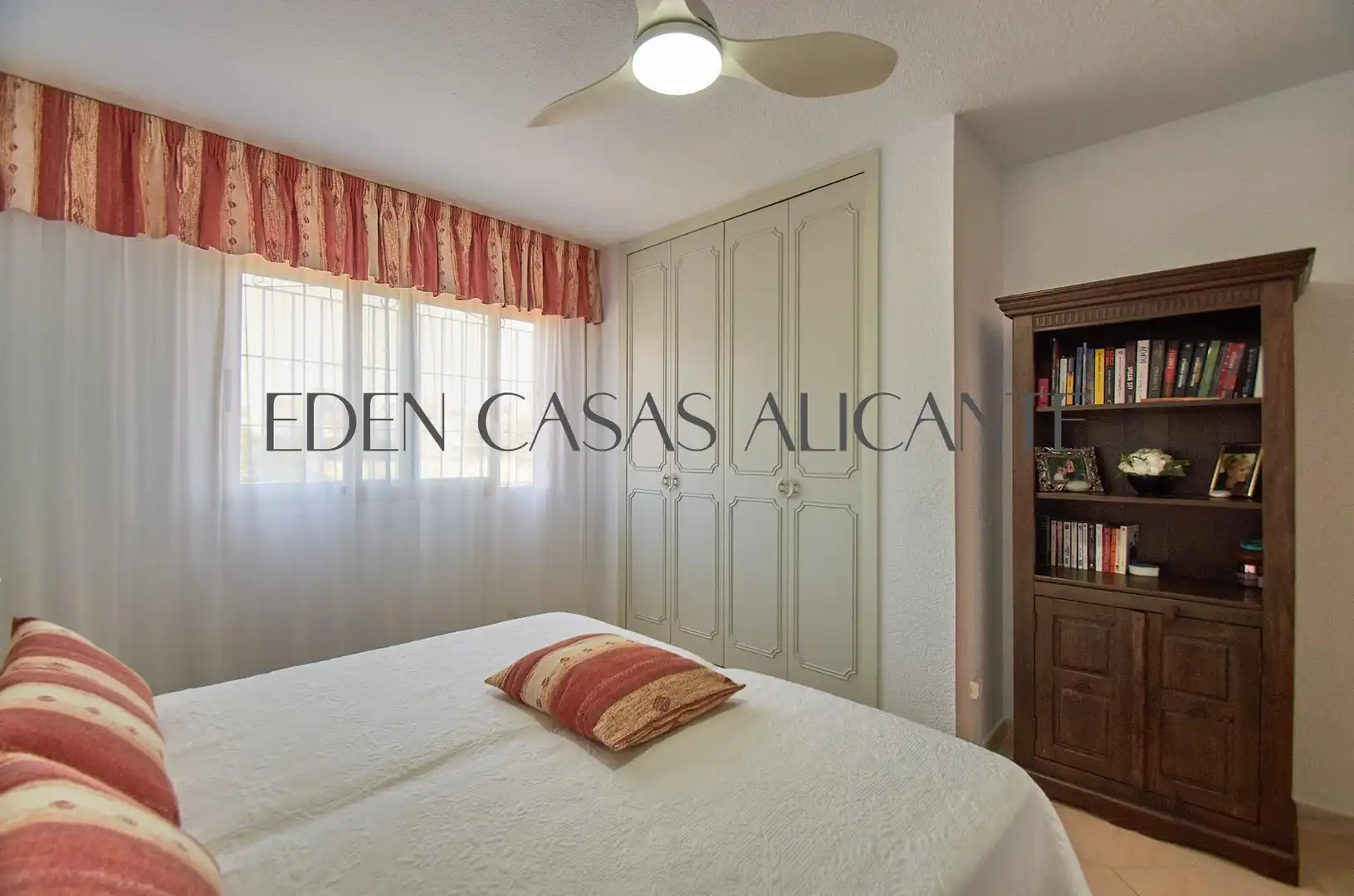 Bedroom of Flat for sale in El Campello  with Air Conditioner, Heating and Private garden