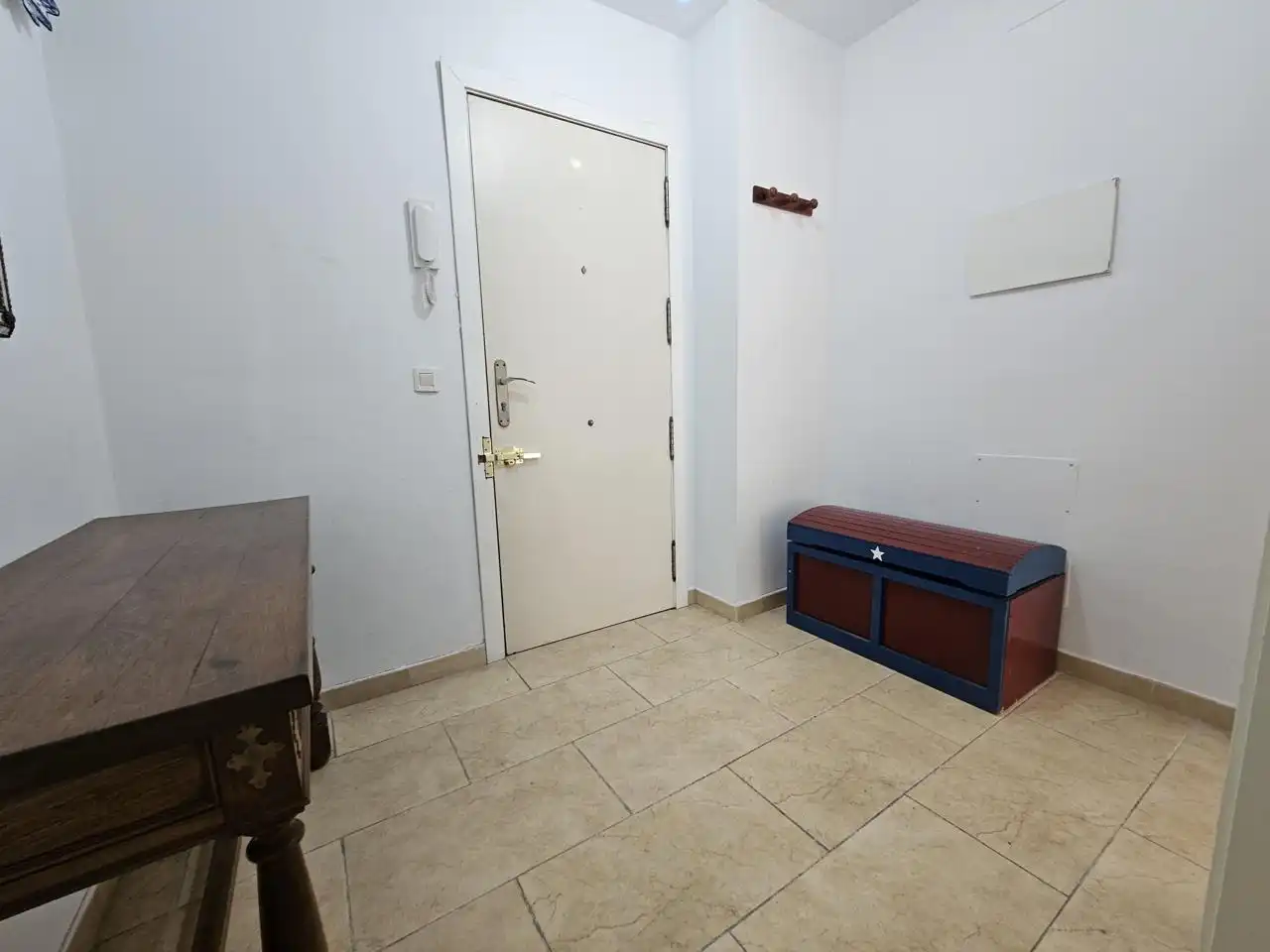 Flat for sale in Jerez de la Frontera  with Air Conditioner, Terrace and Furnished