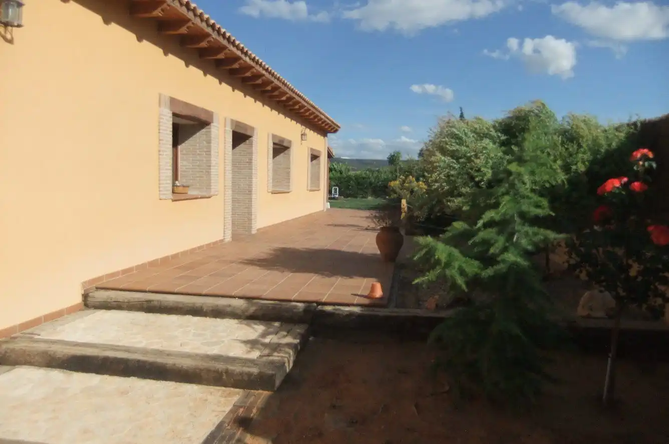 Jardín de Casa o chalet en venta en Torre del Burgo con Aire acondicionado, Jardín privado y Terraza