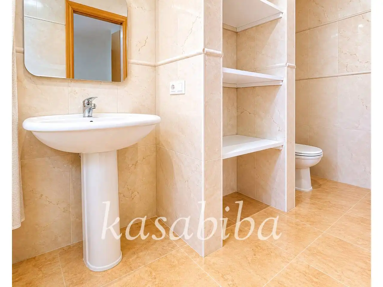 Bathroom of Houses for sale in Godelleta  with Private garden, Terrace and Swimming Pool