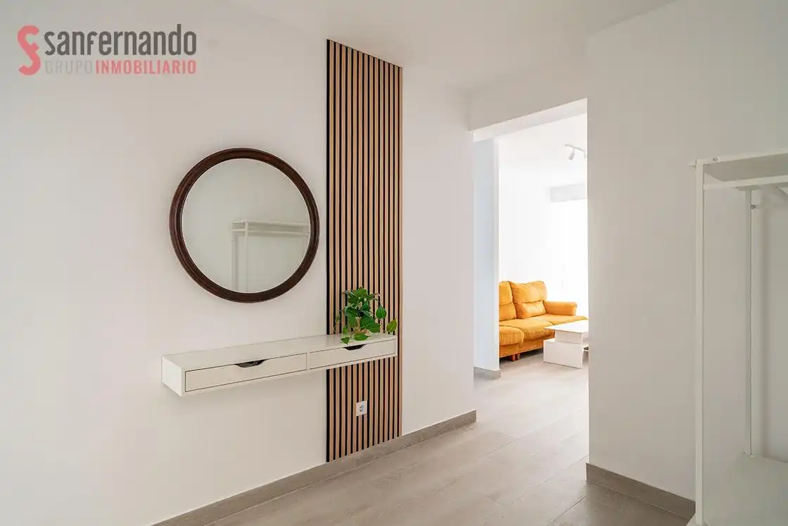 Appartamento con terrazza in vendita a Calle de la Llama, imagen 4