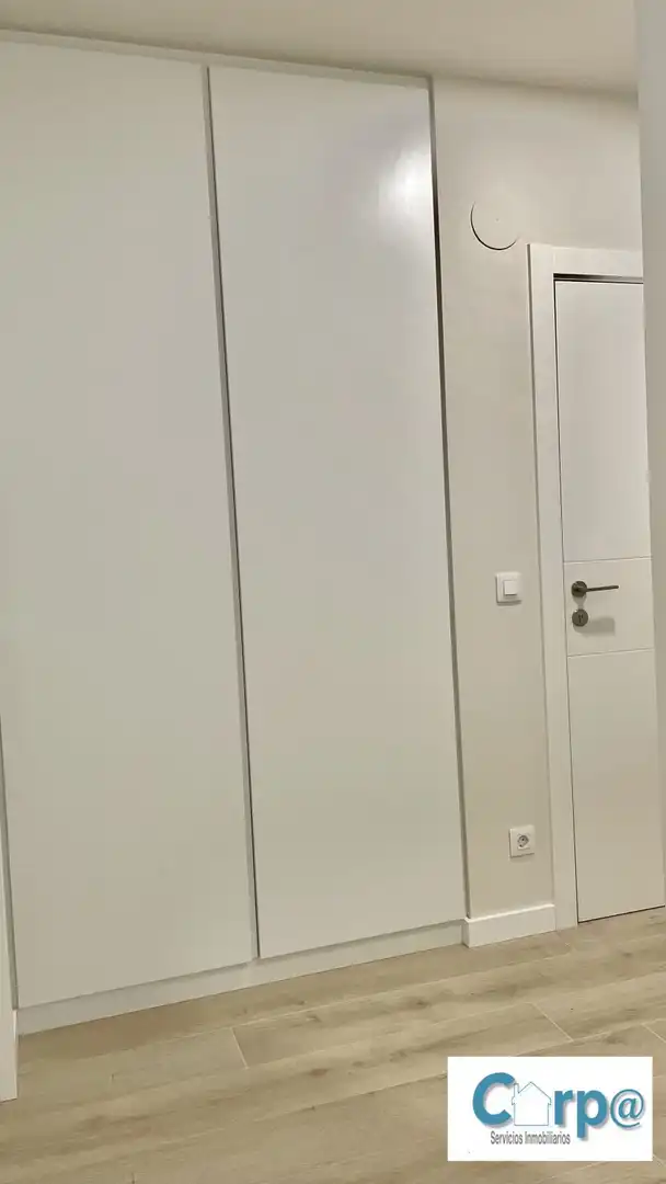 Wohnung zur Miete in  Pamplona / Iruña mit Heizung, Terrasse und Abstellraum