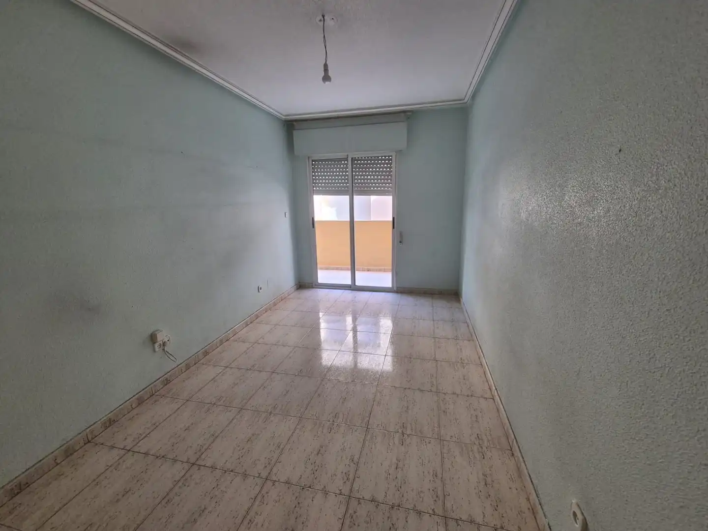 Habitación de Piso en venta en Murcia con Trastero y Balcón