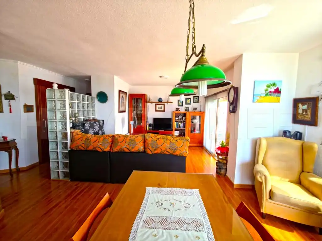 Wohnzimmer von Wohnungen zum Verkauf in Benalmádena mit Privatgarten, Möbliert und Gemeinschaftspool