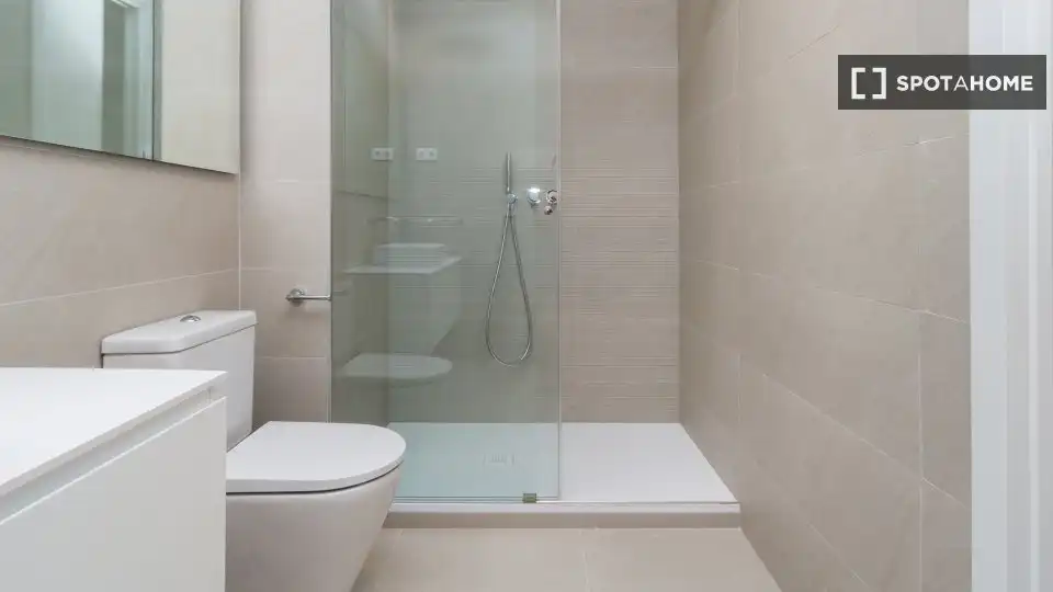 Flat with terrace to rent in Eixample, imagen 15