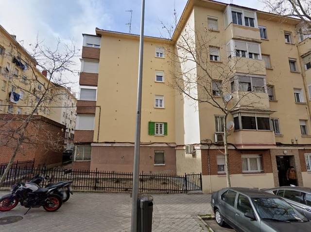 Piso en Venta en C/ Solsona en Sistrells