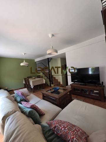 Casa adosada en Venta en Navalagamella