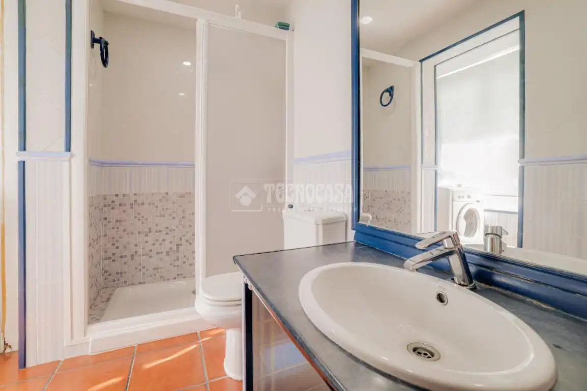 Baño de Piso en venta en Terrassa con Calefacción y Balcón