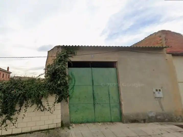 Vista exterior de Local en venta en Becilla de Valderaduey