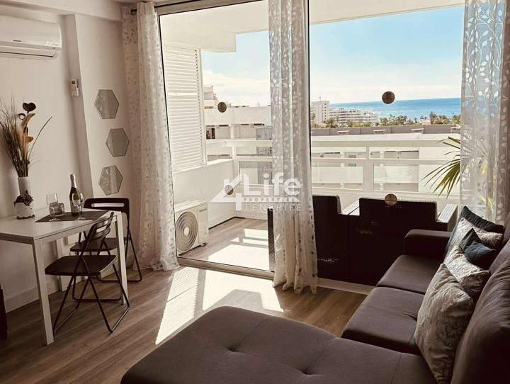 Photo 1 of Apartment for sale in Venezuela, Playa de las Américas, Santa Cruz de Tenerife
