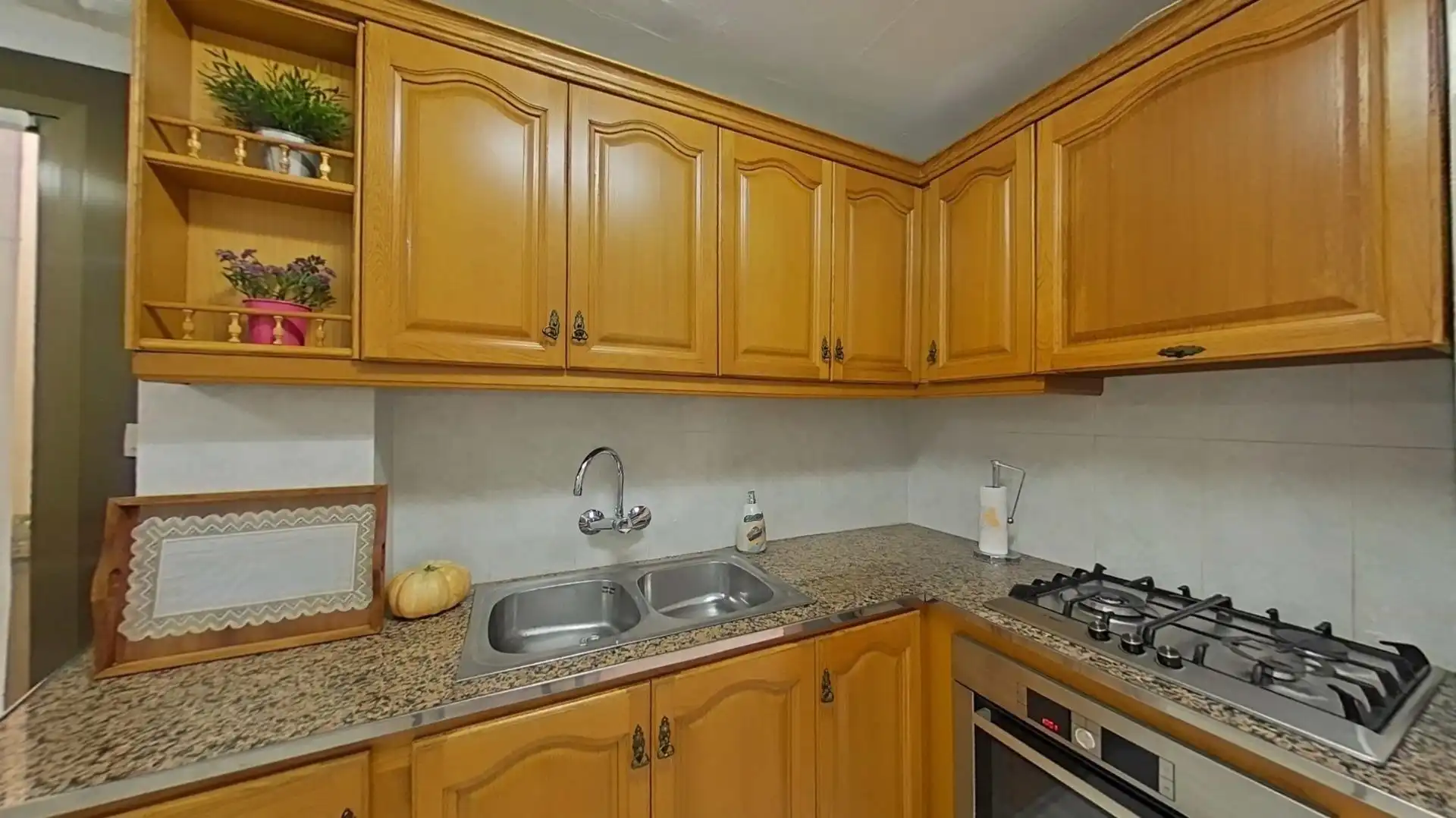Cocina de Ático en venta en Canovelles con Terraza, Trastero y Balcón