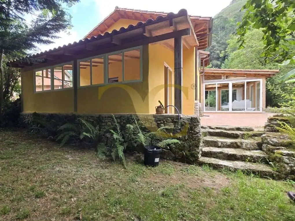 Vista exterior de Casa o chalet en venta en Llanes con Calefacción, Jardín privado y Terraza