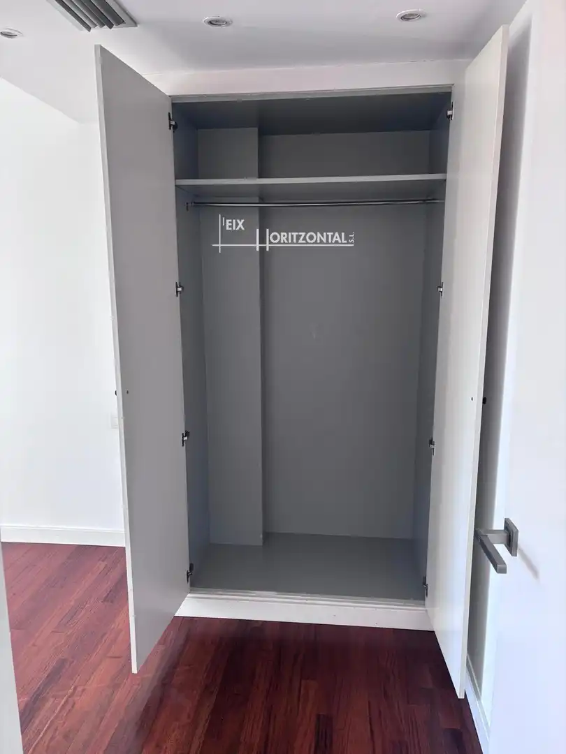 Dormitori de Pis de lloguer en Centre - Sant Oleguer