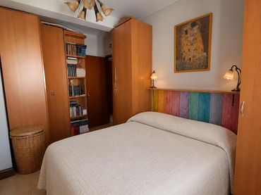 Flat with balcony for sale in Torrero-La Paz