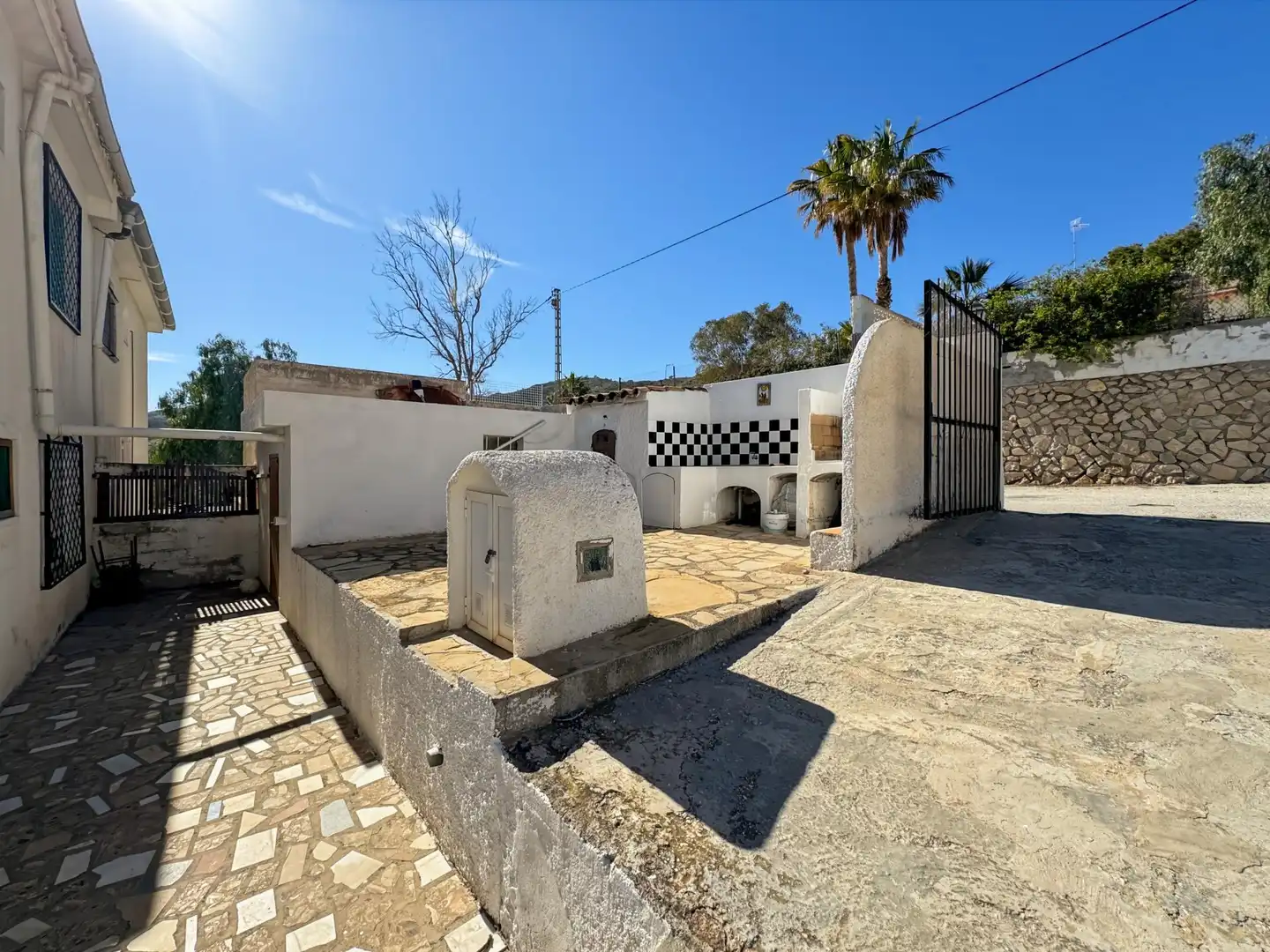 Exterior view of Detached homes for sale in El Campello