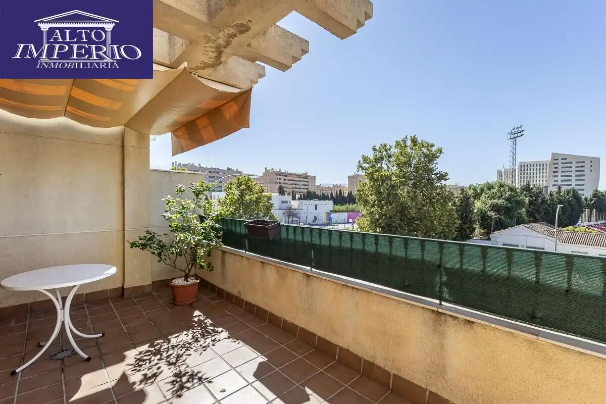 Terraza de Casa o chalet en venta en Granada con Calefacción y Terraza