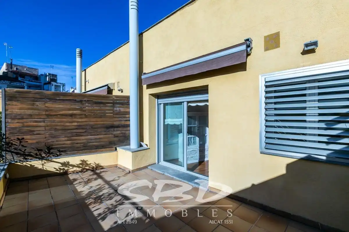 House with balcony to rent in Centre - Sant Oleguer, imagen 7