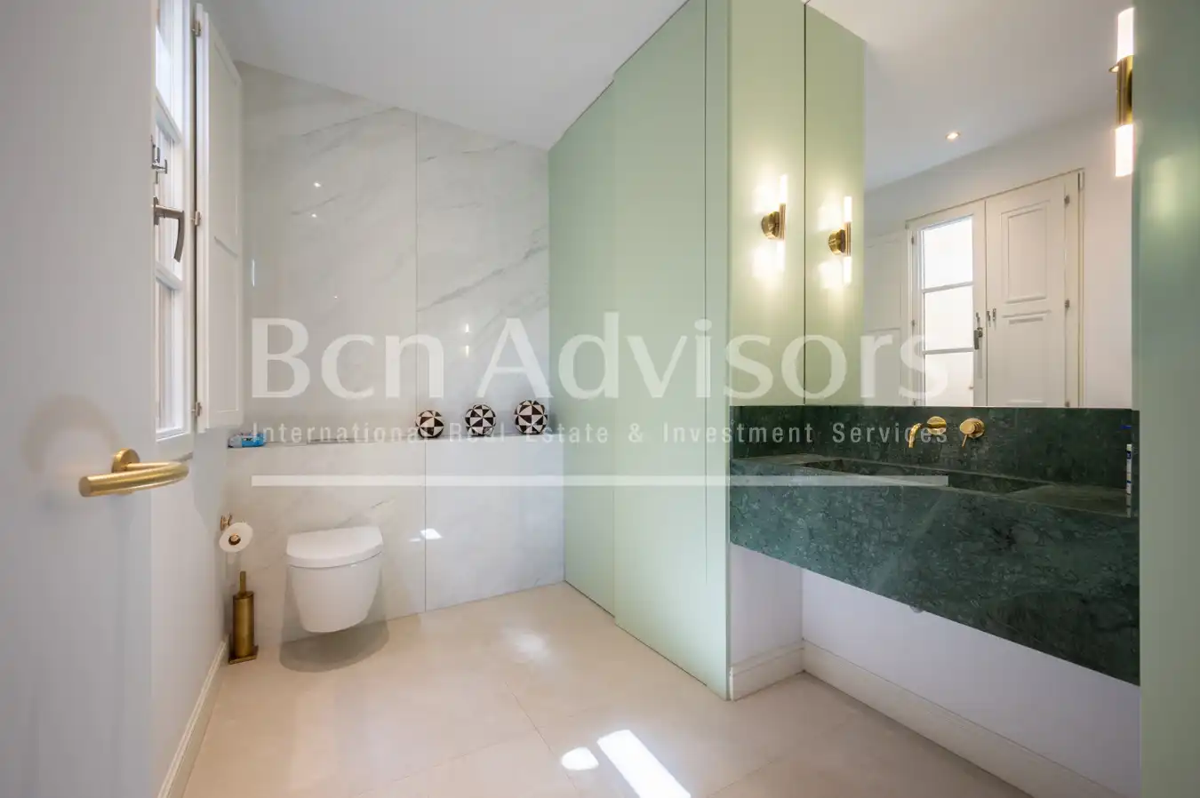 Baño de Ático en venta en Barcelona con Aire acondicionado, Calefacción y Parquet