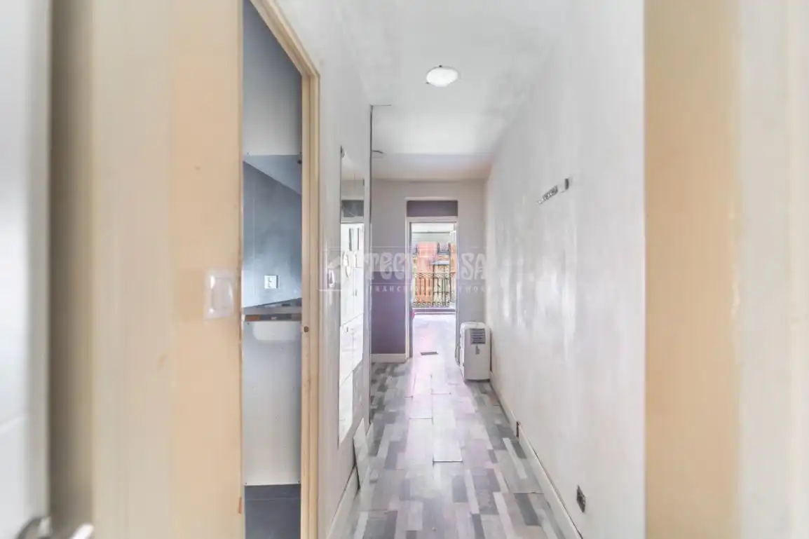 Wohnung zum Verkauf in Madrid mit Klimaanlage und Heizung