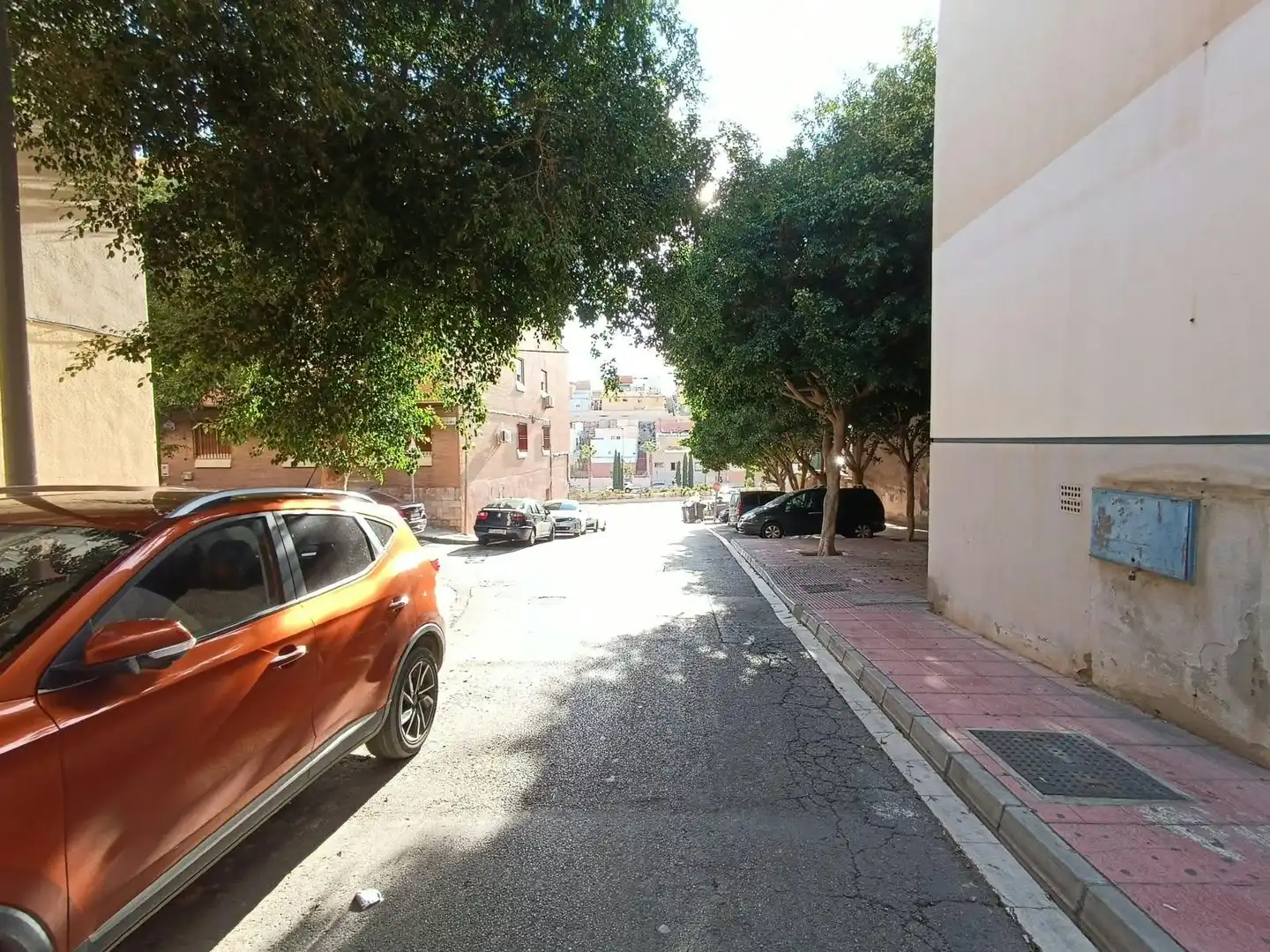 Vista exterior de Estudi en venda en Almería