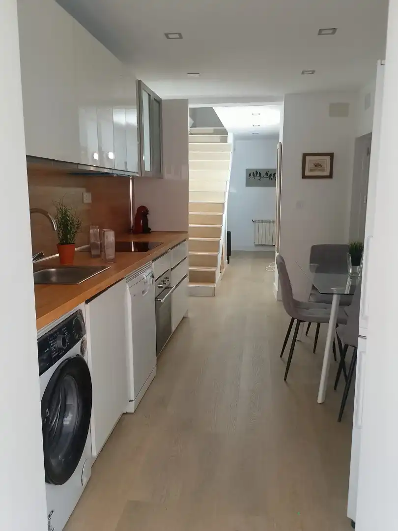 Flat with lift to rent in Calle Uría 22, imagen 4