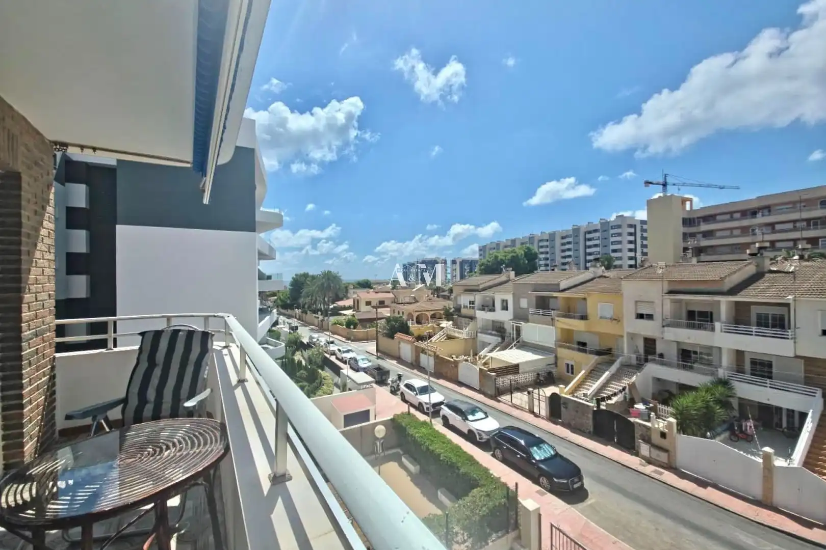 Außenansicht von Wohnung zur Miete in Torrevieja mit Heizung, Terrasse und Schwimmbad