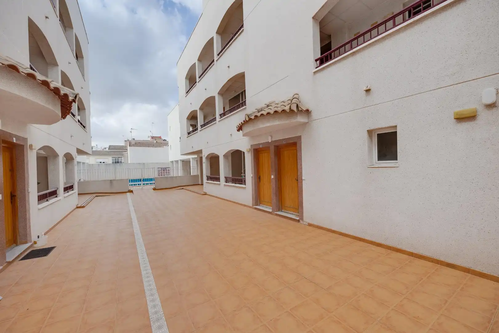 Vista exterior de Planta baixa en venda en San Fulgencio amb Terrassa i Piscina comunitària