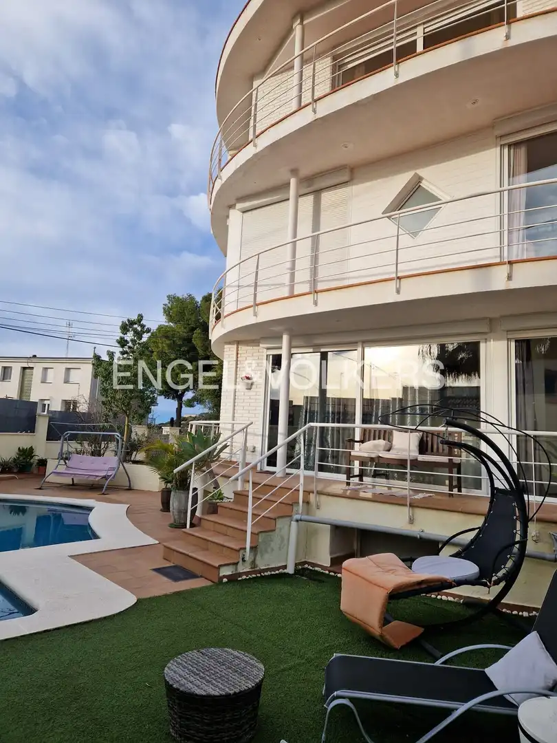 Casa amb piscina en venda a El Poal, imagen 2