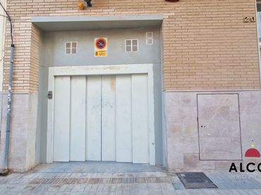 Aparcamiento en venta en Zona Papa Luna - Platja del Gurugú
