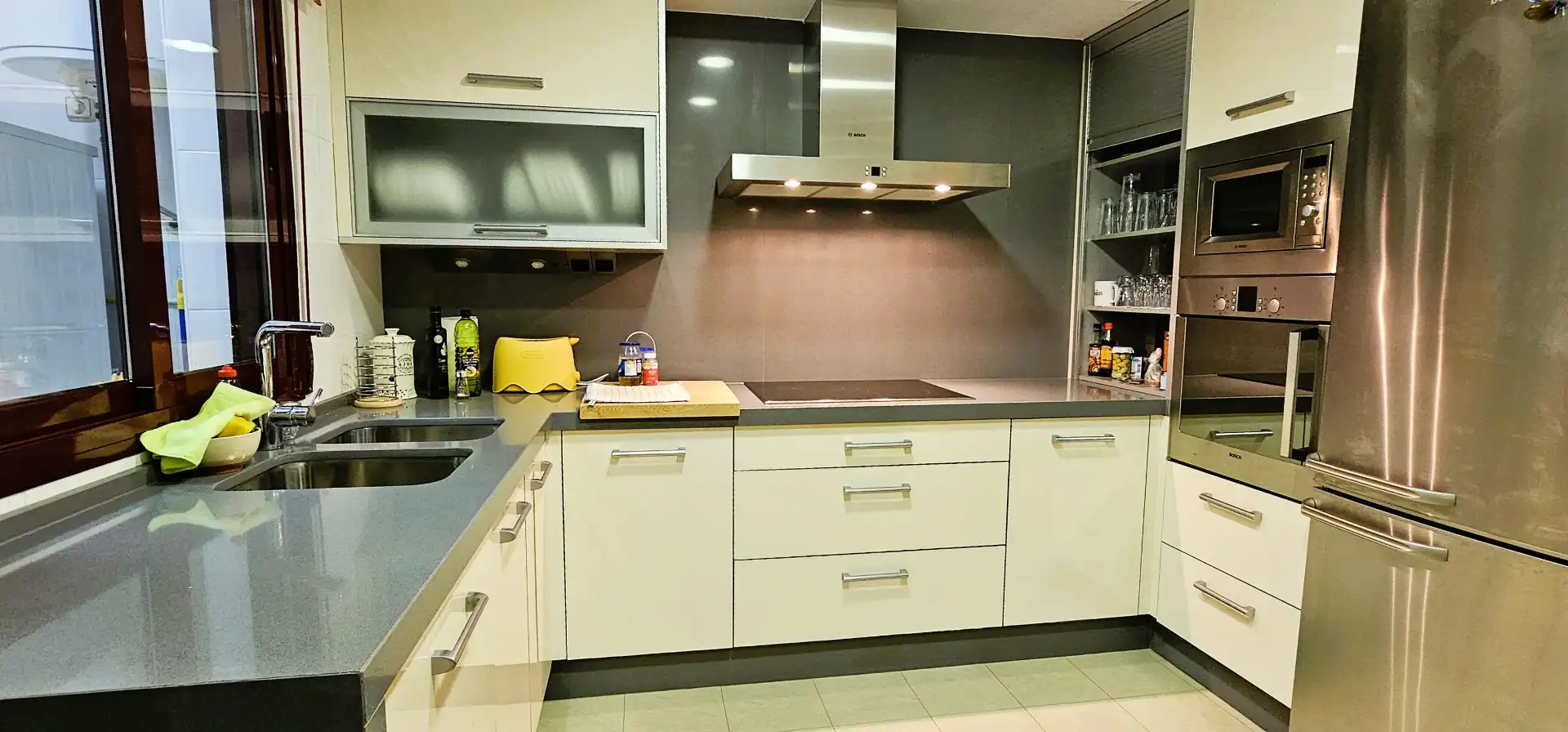 Kitchen of Flat for sale in Totana  with Air Conditioner, Parquet flooring and Storage room