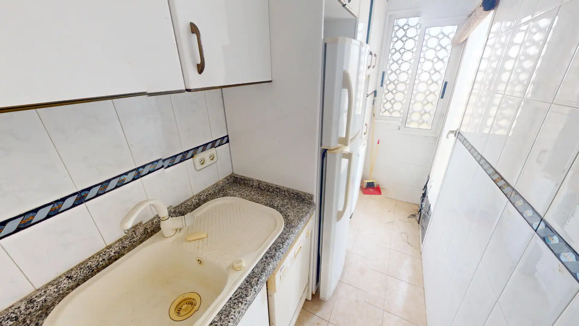 Cuina de Pis en venda en Alicante / Alacant amb Forn, Rentadora i Microones