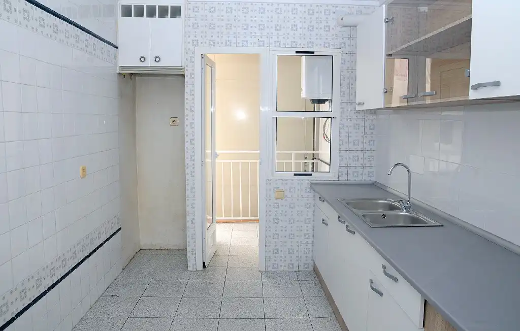 Cuina de Pis en venda en Cartagena amb Balcó