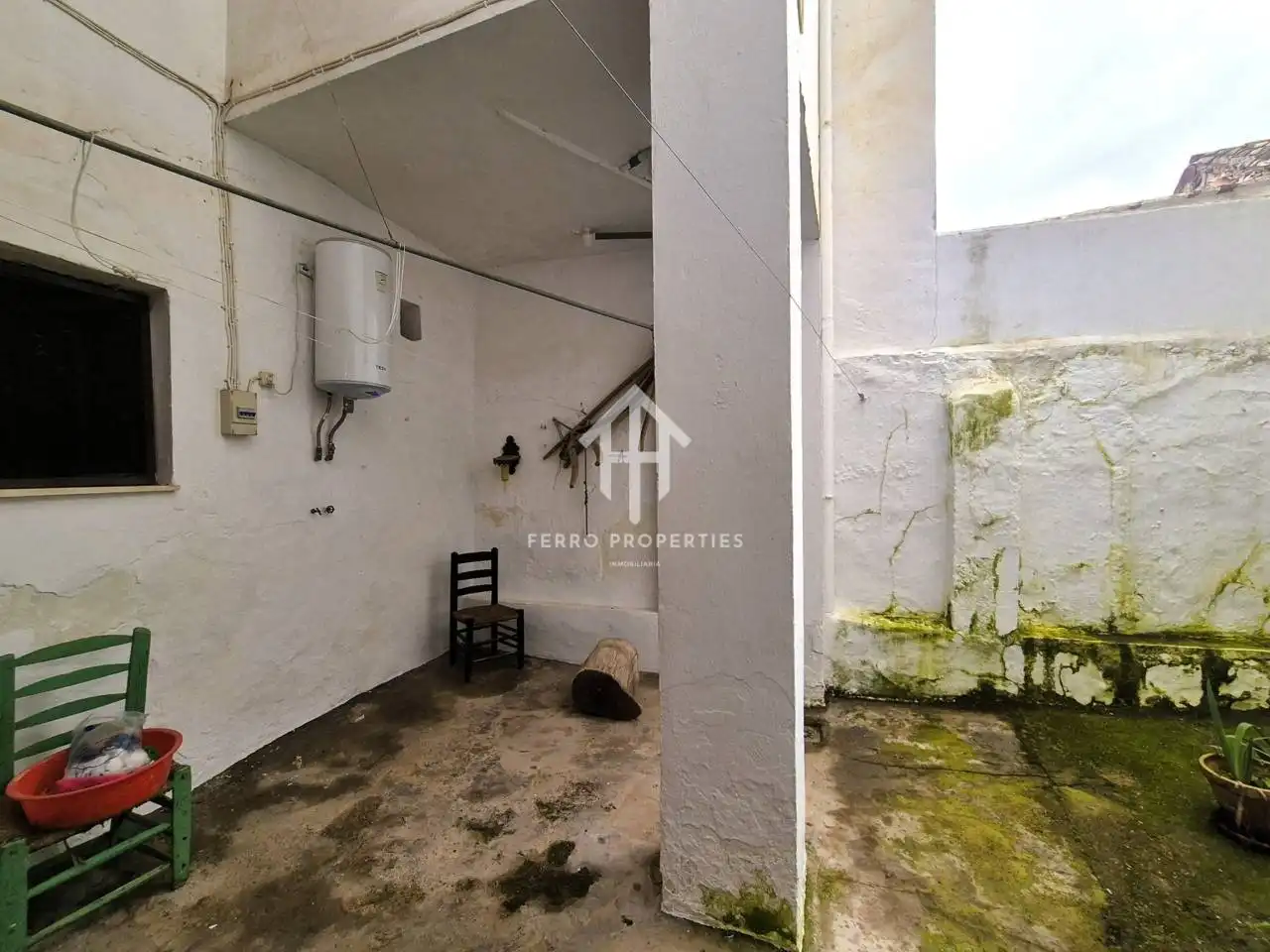 Haus oder Chalet zum Verkauf in Loja mit Klimaanlage, Terrasse und Möbliert
