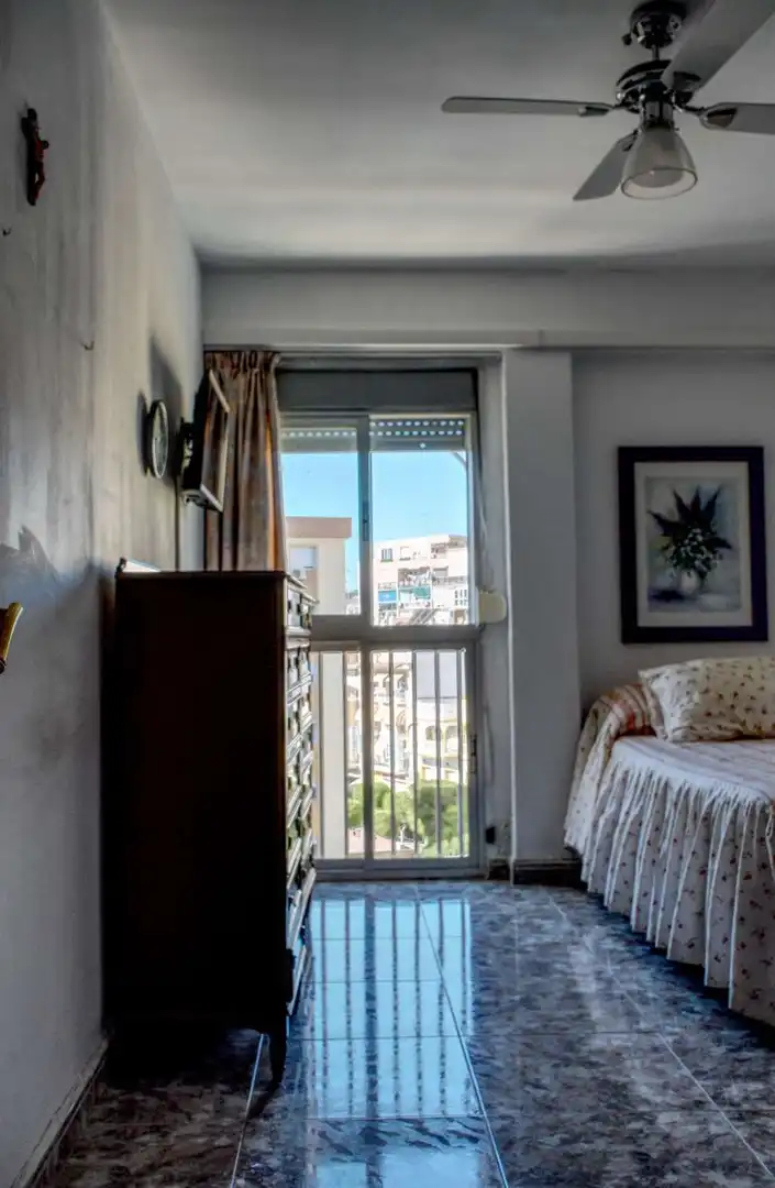 Schlafzimmer von Dachboden zum Verkauf in Torremolinos mit Terrasse