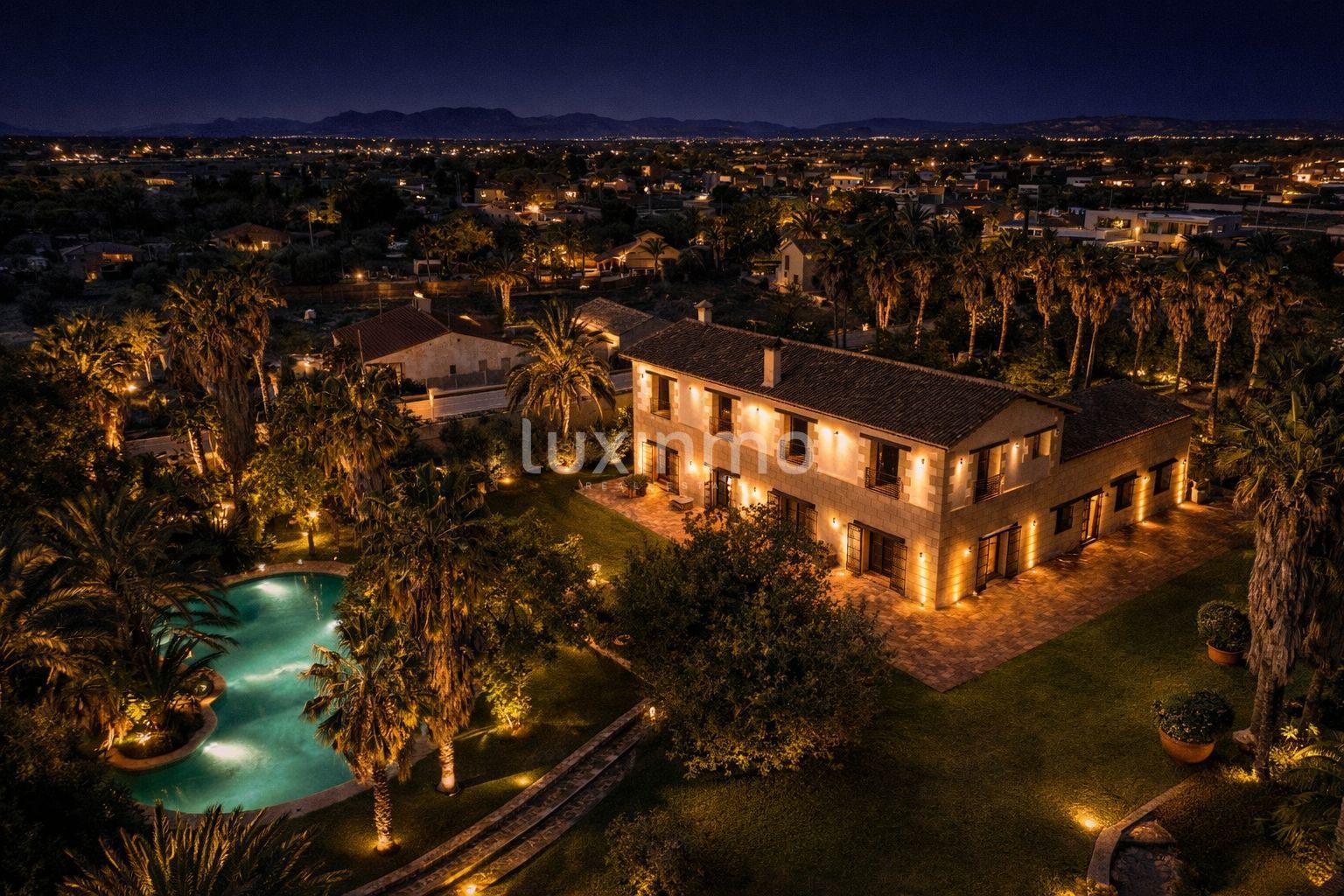 Vista exterior de Casa o chalet en venta en Elche / Elx con Aire acondicionado, Calefacción y Terraza