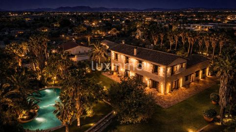 Villa mediterránea con 16.000 m de terreno y uso urbanizable junto al Aeropuerto de Alicante, imatge 2
