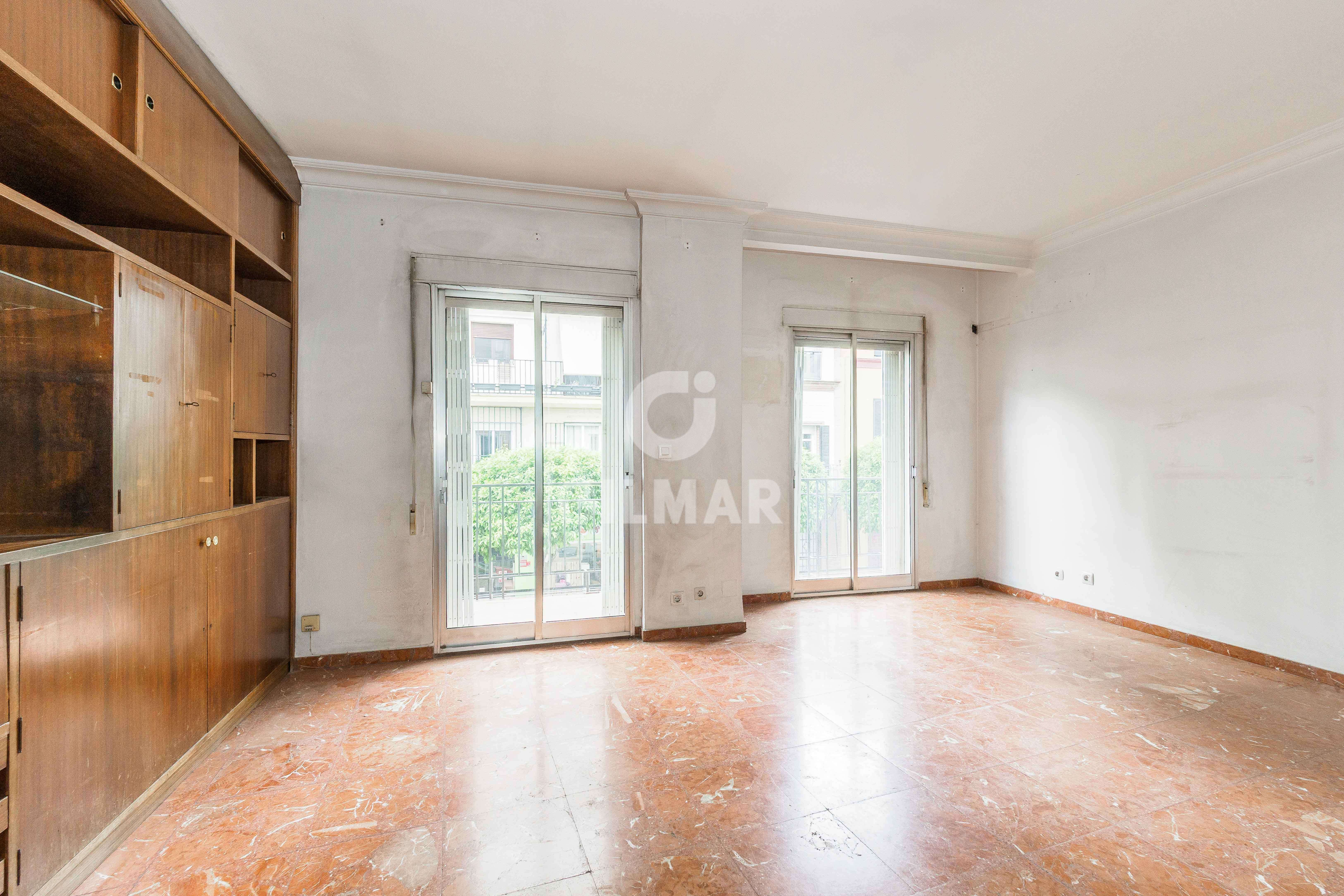 Bedroom of Flat for sale in  Sevilla Capital