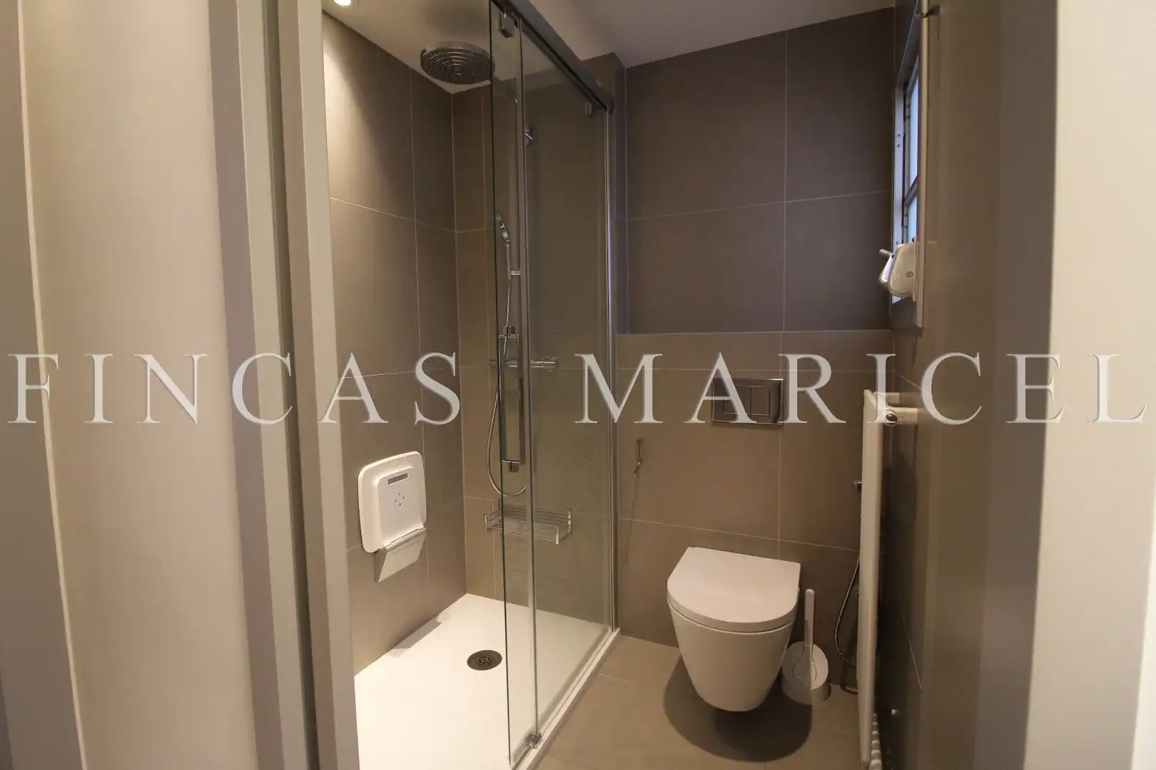 Bathroom of Flat for sale in Sitges  with Air Conditioner, Heating and Terrace