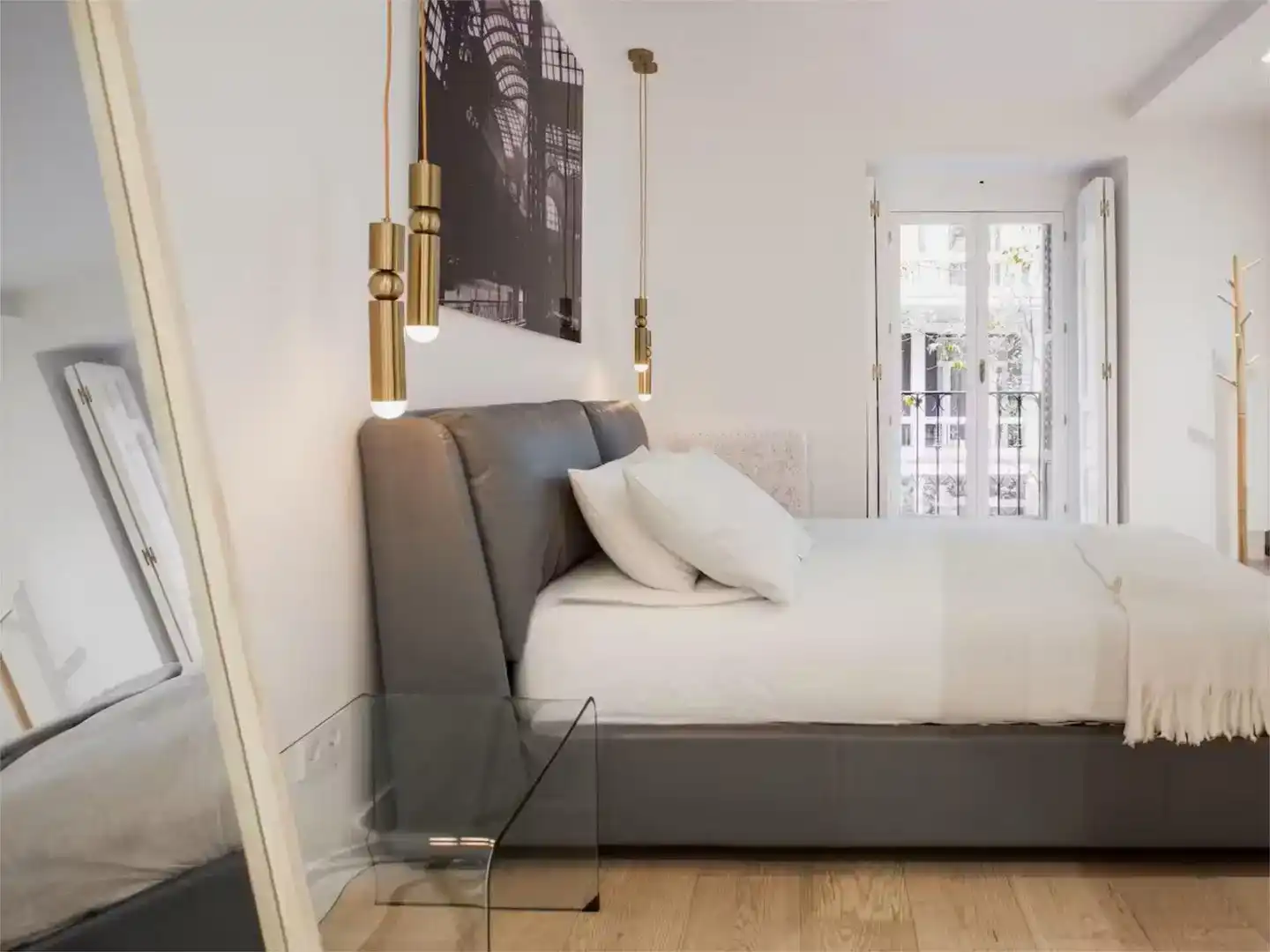 Bedroom of Flat for sale in  Barcelona Capital  with Air Conditioner and Balcony