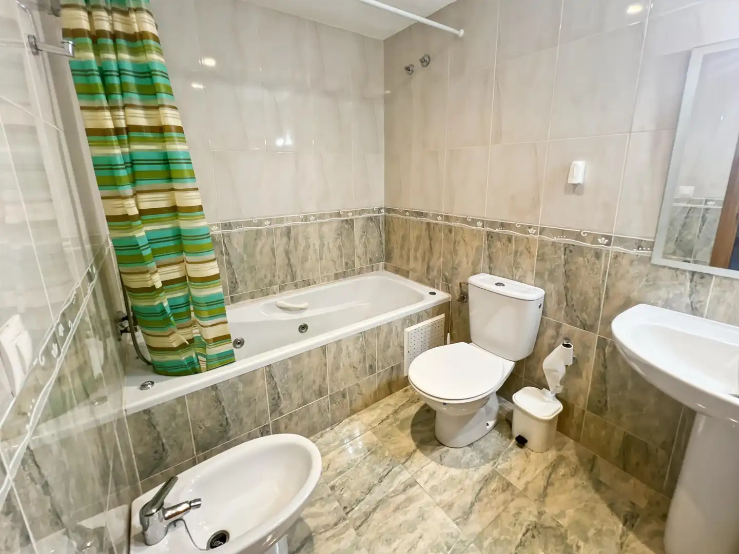 Bathroom of Detached homes for sale in Almazora / Almassora  with Air Conditioner, Terrace and Storage room