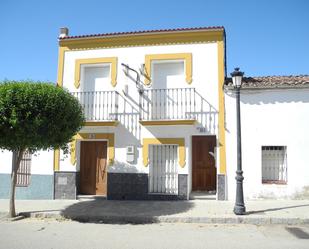 Exterior view of House or chalet for sale in Bienvenida