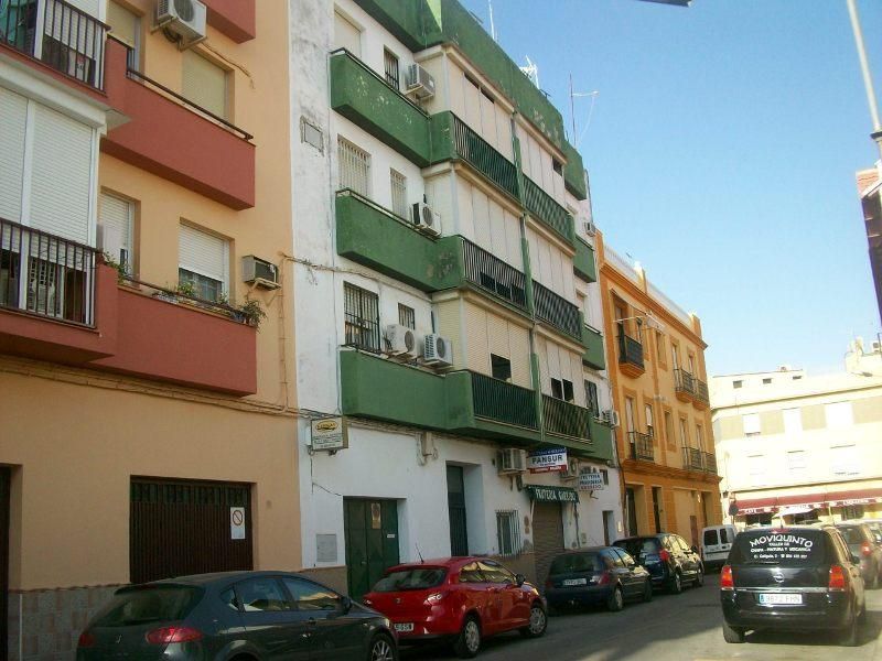 Exterior view of Flat for sale in Dos Hermanas