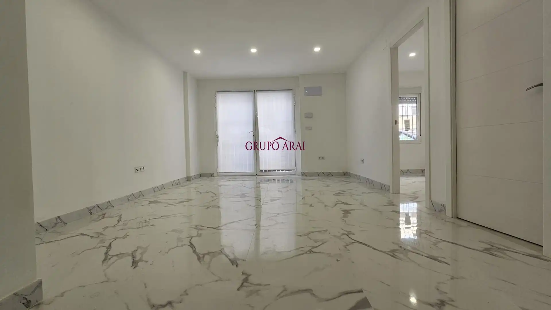 Planta baja en venta en Calle CALLOSA DEL SEGURA, Playa de los Náufragos