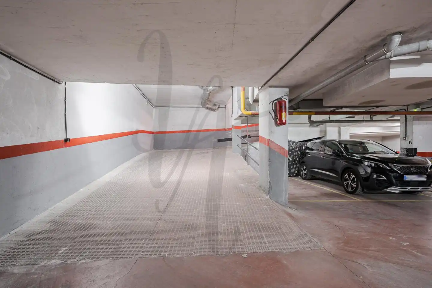 Parkplatz von Wohnung zum Verkauf in Madrid mit Klimaanlage, Heizung und Parkett