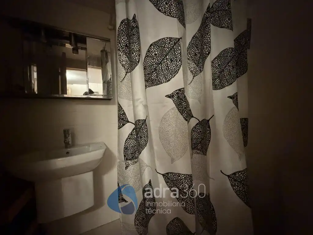 Baño de Piso en venta en La Cava - Fardachón