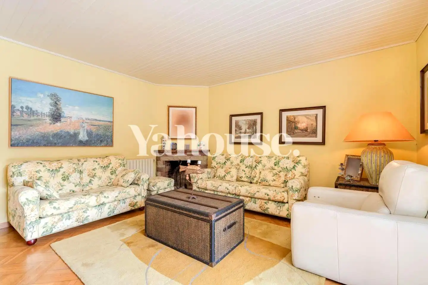 Sala d'estar de Planta baixa en venda en Barcelona amb Jardí privat i Parquet